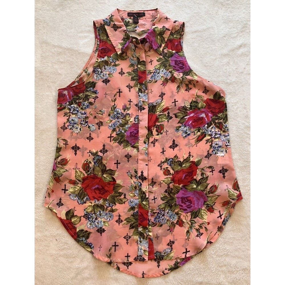 Material Girl Womens Top Size Medium Sleeveless Shirt Blouse Heart Cutout Back